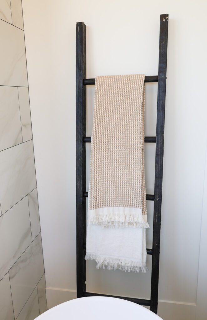bath towel ladder